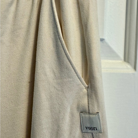 Vuori Boyfriend Cargo Jogger, Women's DreamKnit™ Joggers, XXL, Milkweed Hthr - Picture 3 of 4